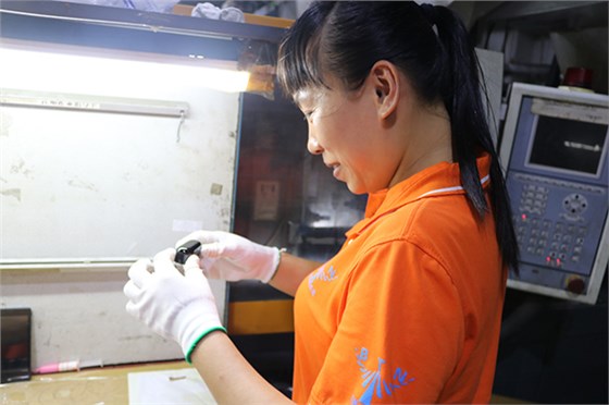 注塑模具制造廠認(rèn)真‘3步走’，無(wú)效工時(shí)減少80%！